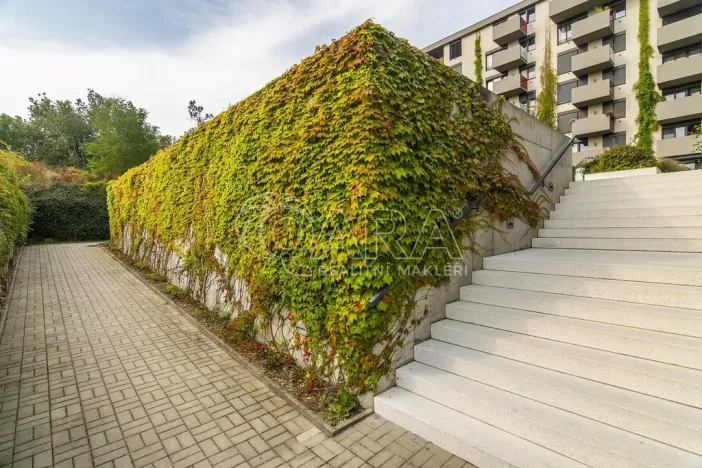 Pronájem bytu 2+kk, Praha - Stodůlky, Plzeňská, 54 m2