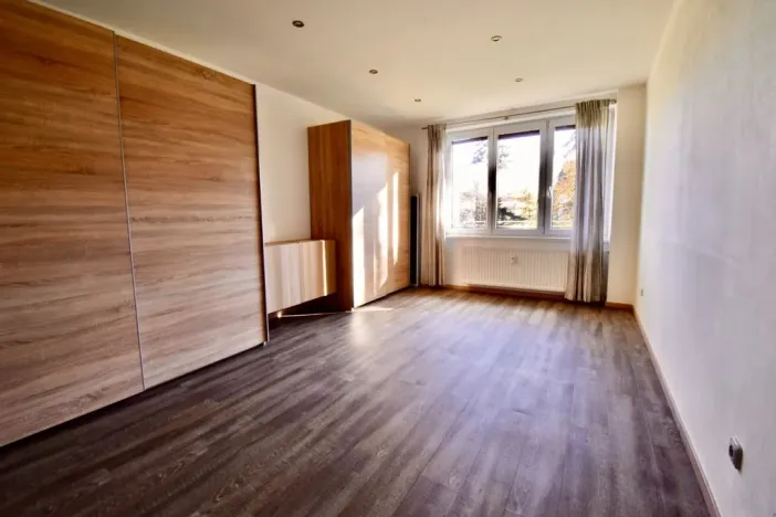 Pronájem bytu 2+kk, Ostrava - Poruba, Gen. Sochora, 58 m2