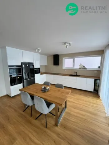 Prodej rodinného domu, Syrovice, Syrovice, 204 m2