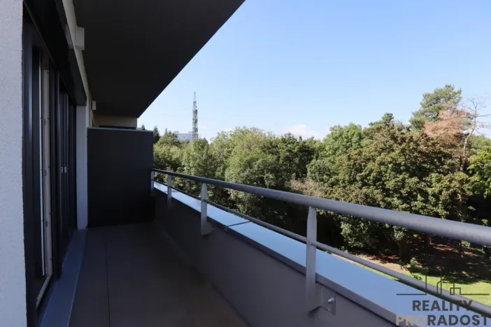 Pronájem bytu 1+kk, Praha - Záběhlice, Klapálkova, 46 m2