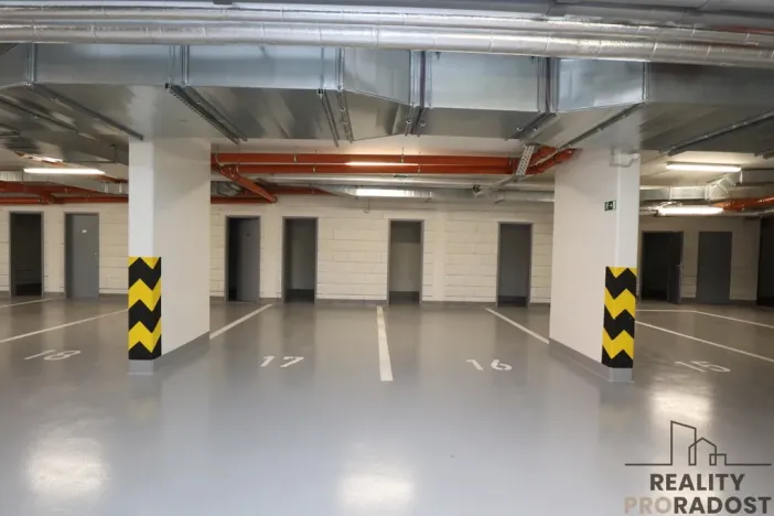 Pronájem bytu 1+kk, Praha - Záběhlice, Klapálkova, 46 m2