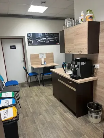 Pronájem výrobních prostor, České Budějovice, Okružní, 730 m2