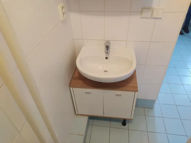 Pronájem bytu 1+kk, Praha - Troja, Olštýnská, 27 m2
