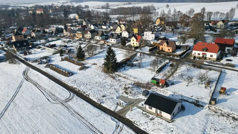 Prodej pozemku, Plesná, 913 m2