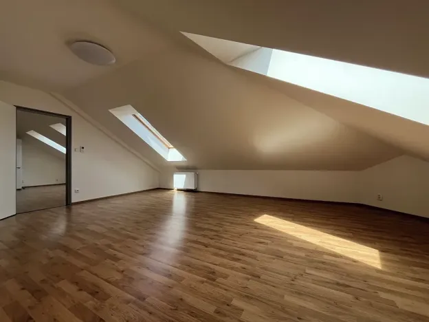 Pronájem bytu 2+kk, Brno, 65 m2