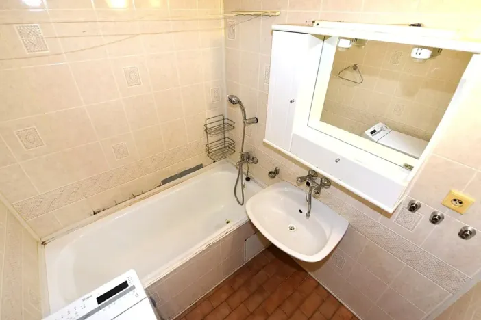 Prodej bytu 3+1, Praha - Horní Měcholupy, Boloňská, 77 m2