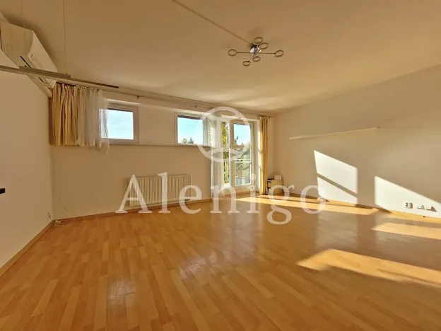 Prodej bytu 3+kk, Horoměřice, Komenského, 72 m2