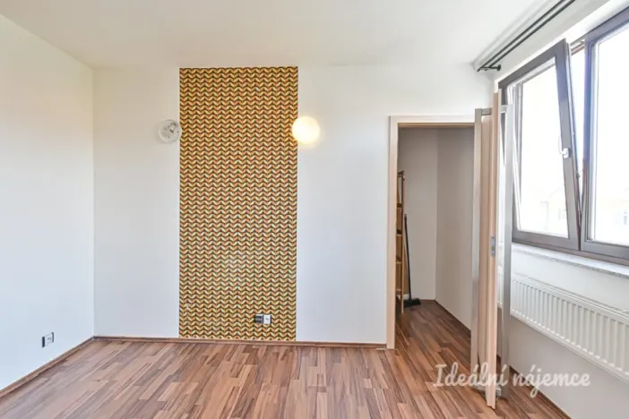 Pronájem bytu 2+kk, Brno, Merhautova, 50 m2