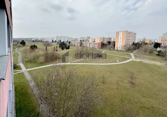 Pronájem bytu 2+kk, Praha, Konstantinova, 42 m2