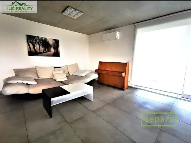 Pronájem bytu 3+kk, Plzeň, Na Roudné, 96 m2