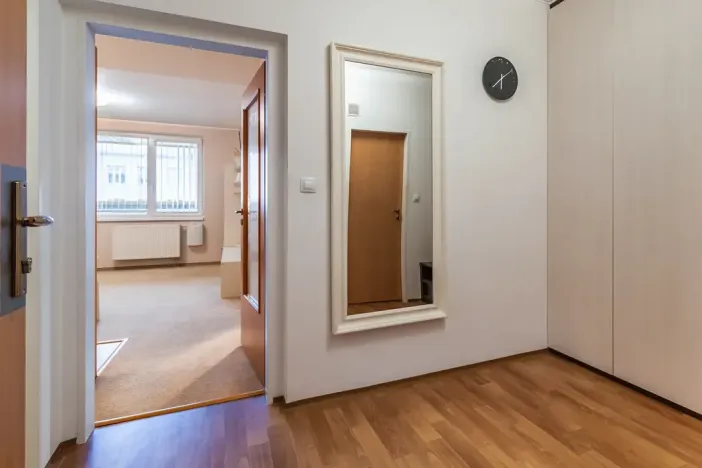 Pronájem bytu 2+kk, Praha - Vysočany, Poděbradská, 50 m2