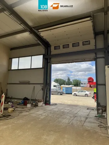 Pronájem skladu, Kralupy nad Vltavou, V Pískovně, 1800 m2