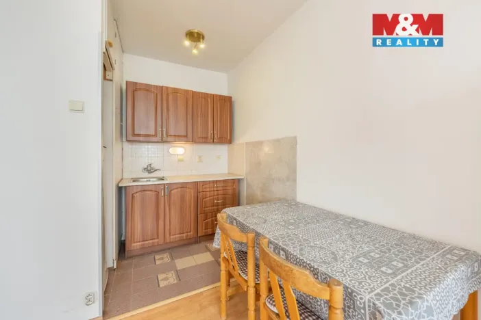 Prodej bytu 1+kk, Praha, Hlavatého, 27 m2