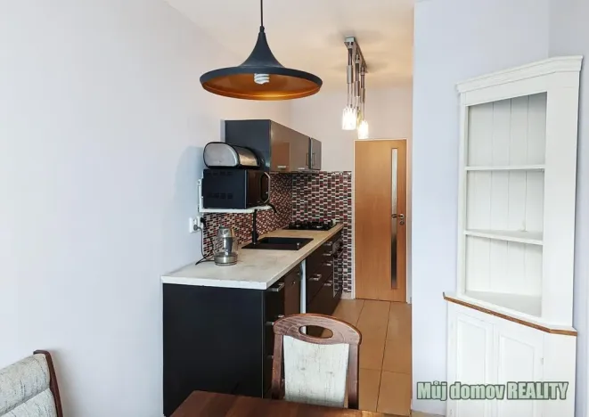 Pronájem bytu 3+1, Praha - Horní Měcholupy, Janovská, 74 m2