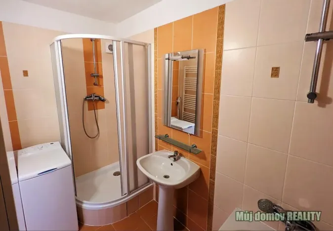 Pronájem bytu 3+1, Praha - Horní Měcholupy, Janovská, 74 m2