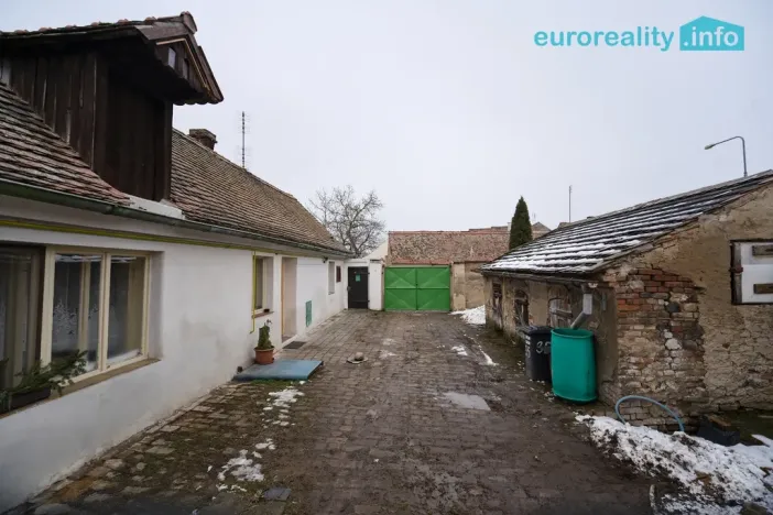 Prodej rodinného domu, Brňany, 114 m2