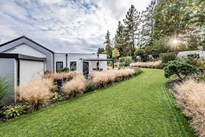 Prodej rodinného domu, Kamenice - Struhařov, 145 m2