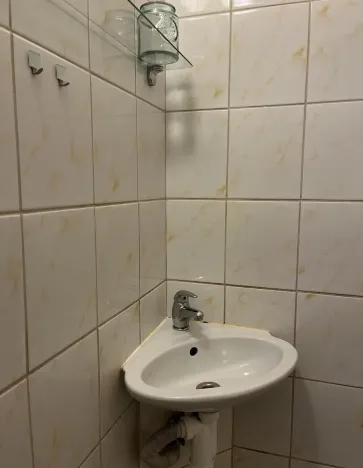 Pronájem bytu 1+kk, Brno - Lesná, Halasovo náměstí, 26 m2