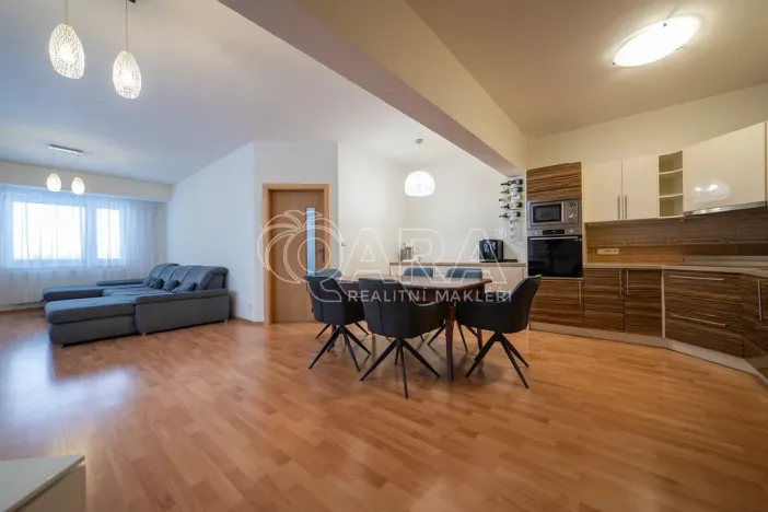 Prodej bytu 3+kk, Praha - Letňany, Malkovského, 94 m2