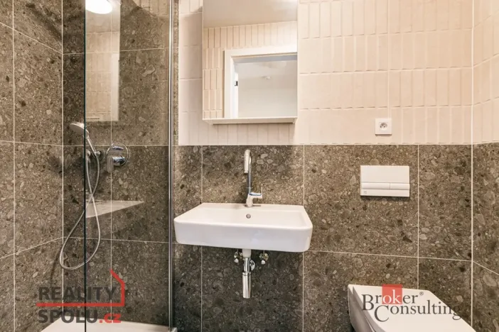 Pronájem bytu 1+kk, Brno - Zábrdovice, Bratislavská, 24 m2