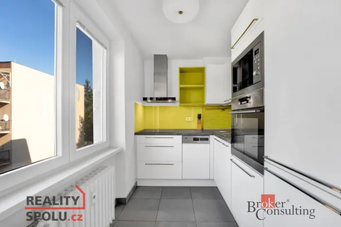 Pronájem bytu 3+kk, Pardubice - Bílé Předměstí, Na Drážce, 60 m2