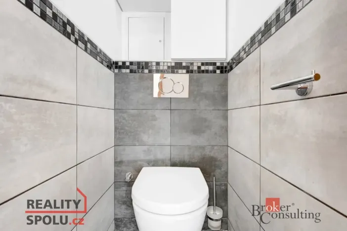 Pronájem bytu 3+kk, Pardubice - Bílé Předměstí, Na Drážce, 60 m2