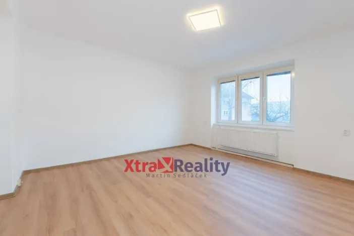 Prodej bytu 2+1, Klášterec nad Ohří - Miřetice u Klášterce nad Ohří, Boženy Němcové, 69 m2