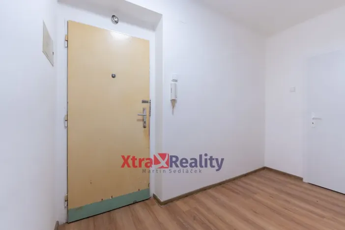 Prodej bytu 2+1, Klášterec nad Ohří - Miřetice u Klášterce nad Ohří, Boženy Němcové, 69 m2