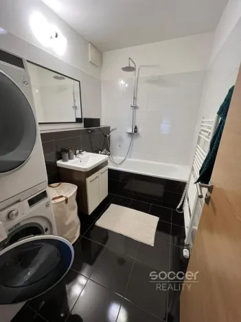 Pronájem bytu 2+kk, Praha - Vysočany, Sousedíkova, 48 m2