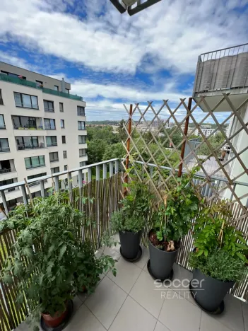 Pronájem bytu 2+kk, Praha - Vysočany, Sousedíkova, 48 m2