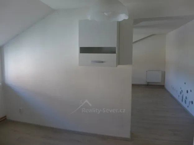 Pronájem bytu 3+1, Nový Bor - Arnultovice, Gen. Svobody, 78 m2