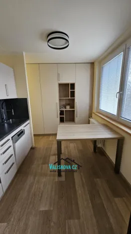Prodej bytu 2+1, Holešov, 45 m2