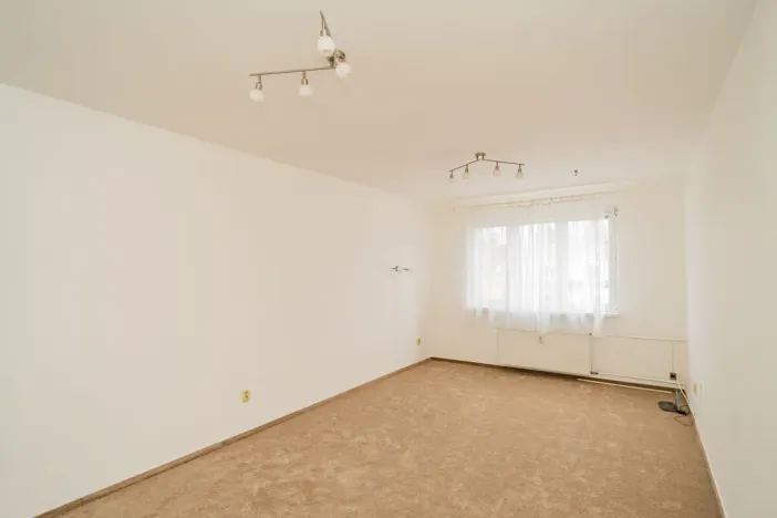 Pronájem bytu 2+1, Praha - Břevnov, Zeyerova alej, 58 m2