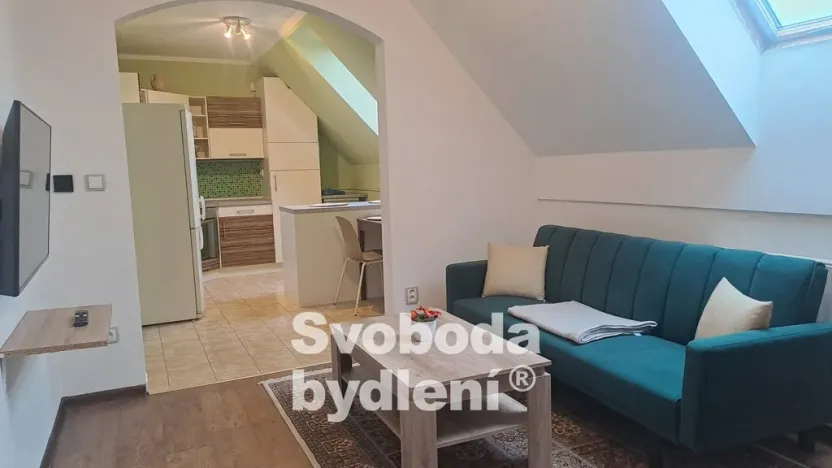 Pronájem bytu 2+1, Nupaky, K Parku, 54 m2