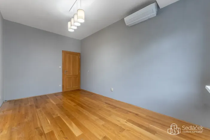 Prodej bytu 3+1, Praha - Podolí, Sinkulova, 78 m2