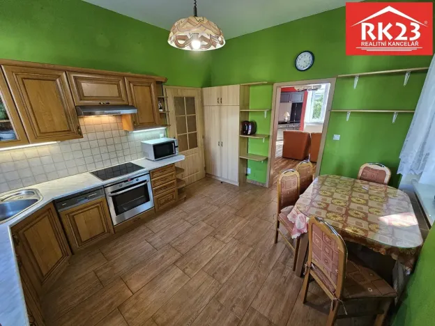 Prodej bytu 2+1, Mariánské Lázně, Nádražní náměstí, 73 m2