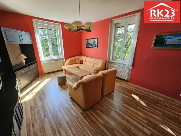 Prodej bytu 2+1, Mariánské Lázně, Nádražní náměstí, 73 m2