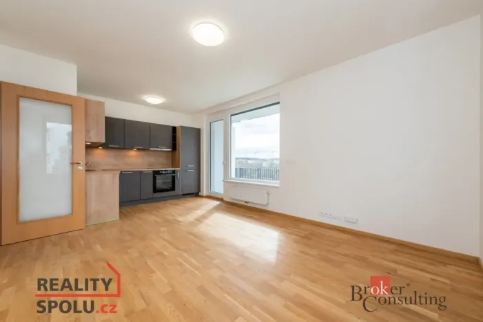 Pronájem bytu 2+kk, Praha - Vysočany, Smržových, 52 m2