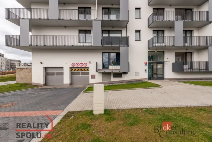 Pronájem bytu 2+kk, Praha - Vysočany, Smržových, 52 m2