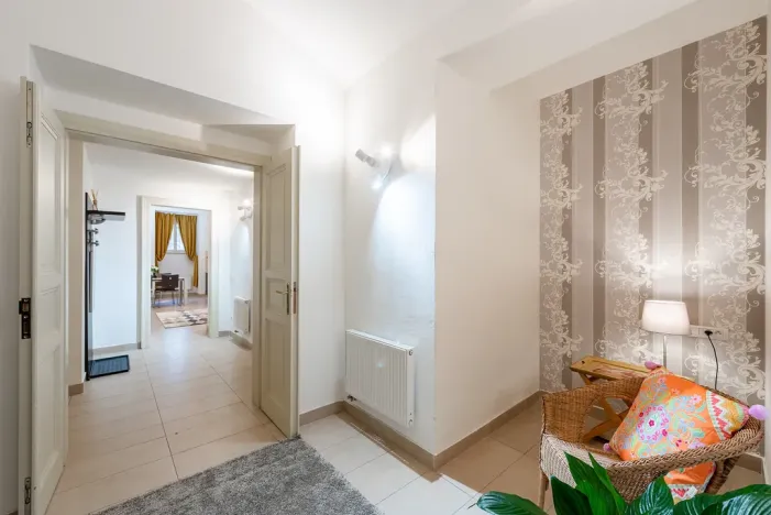 Prodej bytu 2+kk, Praha - Nové Město, Hálkova, 54 m2