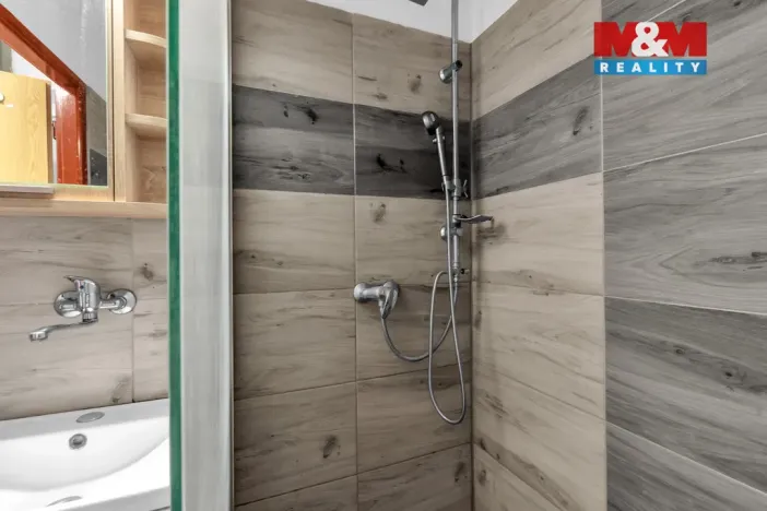 Prodej bytu 3+1, Budčeves, 60 m2