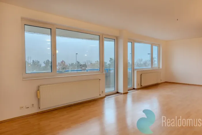 Pronájem bytu 2+kk, Praha, Čimická, 70 m2