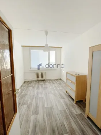 Pronájem bytu 3+1, Praha, Brandlova, 72 m2