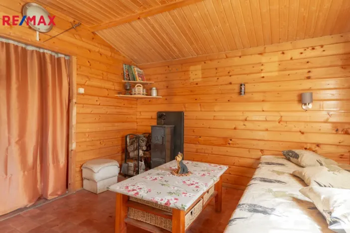 Prodej zahrady, Lom, 738 m2