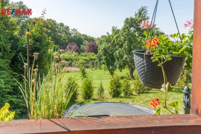 Prodej zahrady, Lom, 738 m2