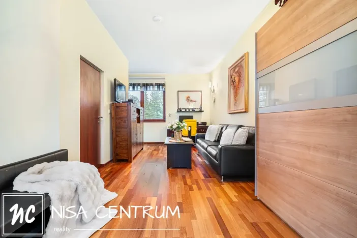 Prodej rodinného domu, Liberec, Josefinino údolí, 430 m2