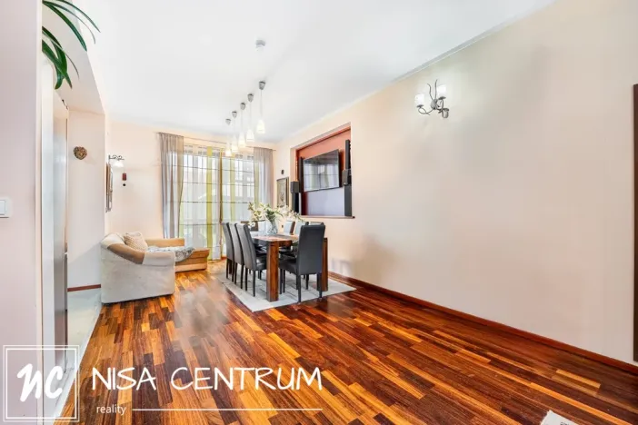 Prodej rodinného domu, Liberec, Josefinino údolí, 430 m2