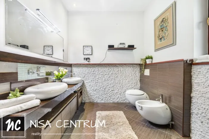 Prodej rodinného domu, Liberec, Josefinino údolí, 430 m2