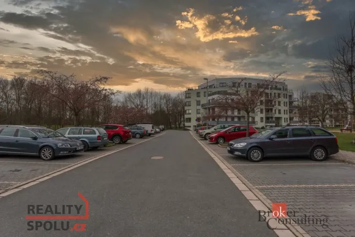 Pronájem bytu 2+kk, Pardubice - Polabiny, Labský Palouk, 58 m2