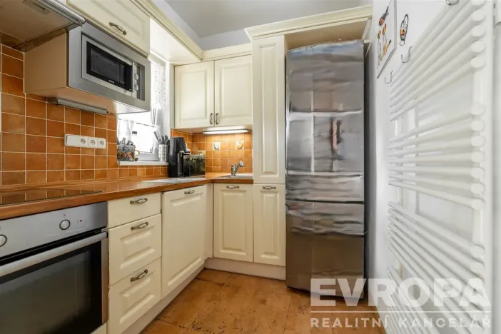 Prodej rodinného domu, Zeleneč, Bezručova, 213 m2